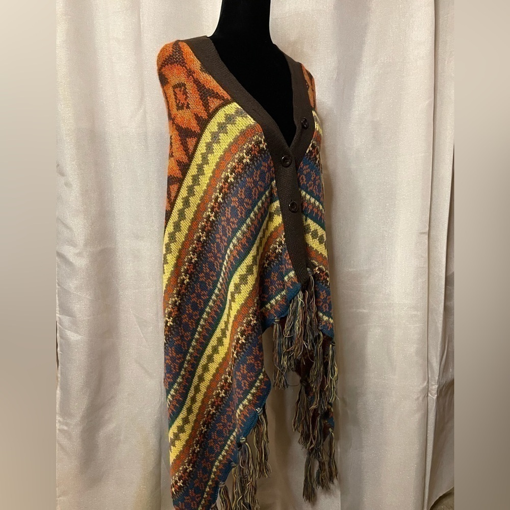 SIERRA FRINGE PONCHO. One size​​​​​​​​​​​​​​​​​​​​​​​​​​ - Picture 9 of 13